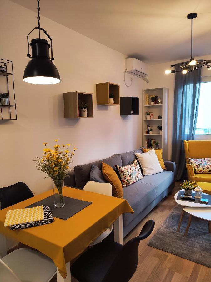 Center Firefly Gardens Apartment Nowy Sad Zewnętrze zdjęcie